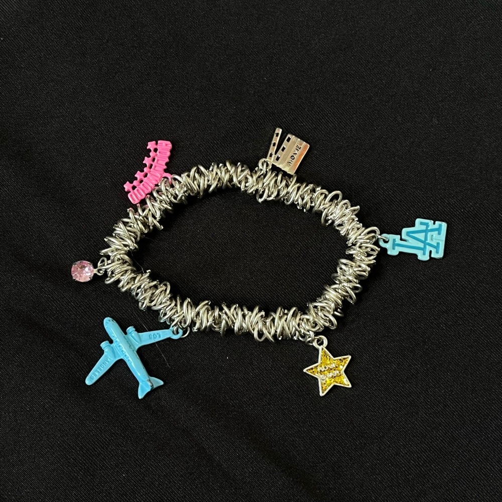 Bracelet